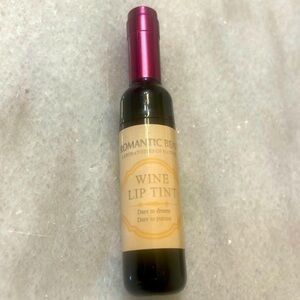 Romantic Bear wine lip tint RD02 lip gloss New 
SHIRAZ RED makeup Sz 7g